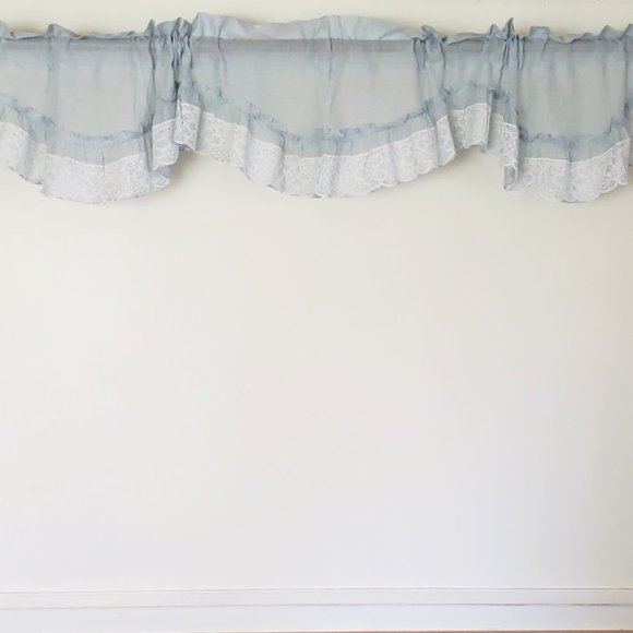 Vtg Valance Lt Blue Ruffled 83W x 20L Wide Pocket